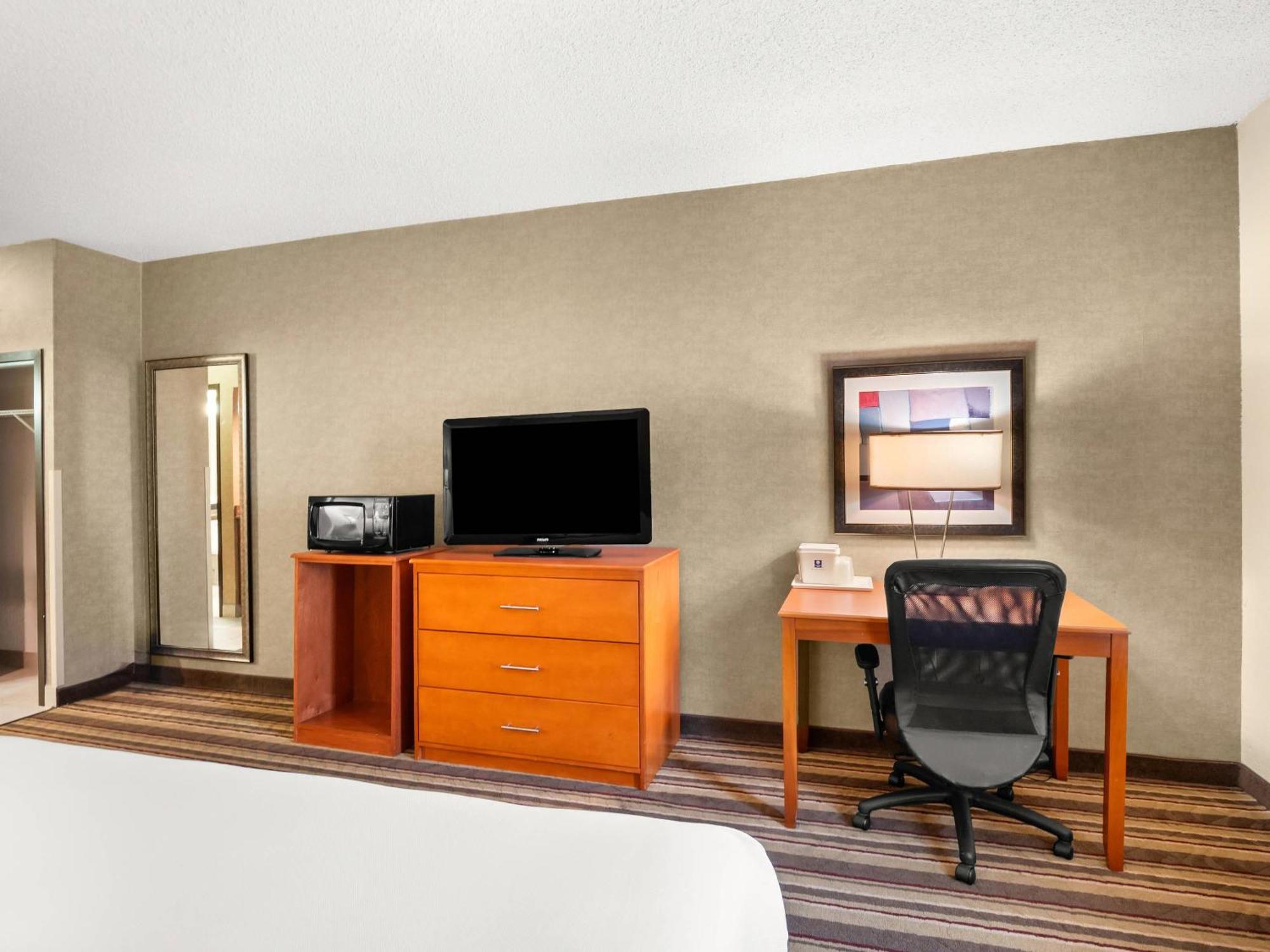 Comfort Metro Airport Mini-hôtel 3*